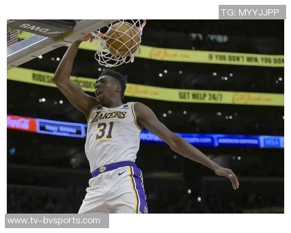 ESPN分析布泽尔表现出色但身体素质不足篮下终结能力存隐患 ESPN分析布泽尔表现出色但身体素质不足篮下终结能力存隐患