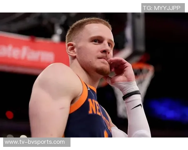 兰德尔表现平平首节手感冰凉全场贡献21分5篮板3助攻3抢断 兰德尔表现平平首节手感冰凉全场贡献21分5篮板3助攻3抢断